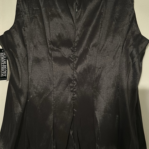 NWT Sz XL New York & Co lined black taffeta corset midi dress with seaming. - Picture 2 of 9